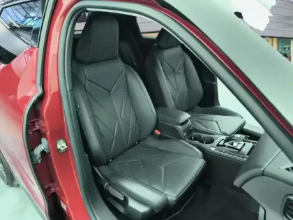 Photo 8 DS DS 3  BlueHDi 130 EAT8 Rivoli