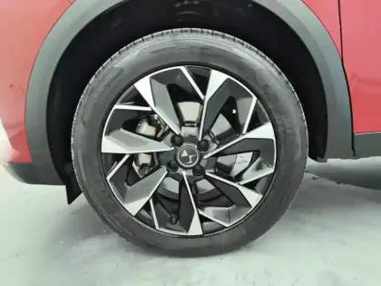 Photo 14 DS DS 3  BlueHDi 130 EAT8 Rivoli