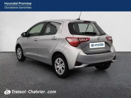 Photo 29 Toyota Yaris  70 VVT-i 20eme anniversaire