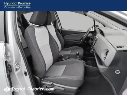 Photo 8 Toyota Yaris  70 VVT-i 20eme anniversaire