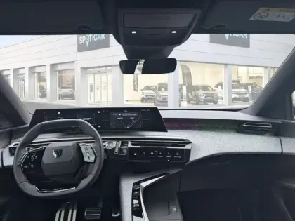 Photo 9 Peugeot 3008  Hybrid 145 e-DCS6 GT