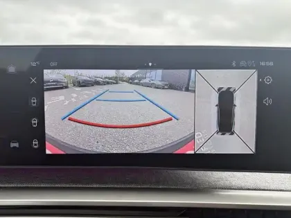 Photo 25 Peugeot 3008  Hybrid 145 e-DCS6 GT