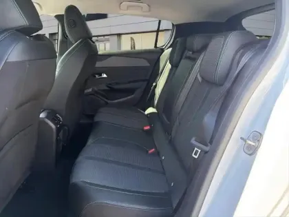 Photo 22 Peugeot 308  PHEV 180 e-EAT8 Allure Pack