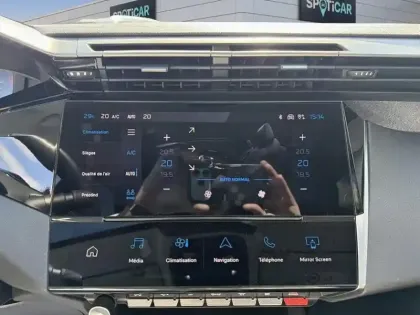 Photo 12 Peugeot 308  PHEV 180 e-EAT8 Allure Pack