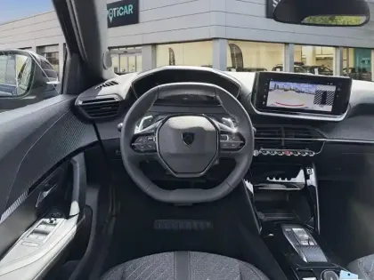 Photo 11 Peugeot 2008  Hybrid 145 e-DCS6 Allure