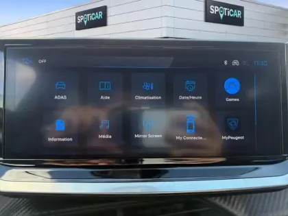 Photo 21 Peugeot 2008  Hybrid 145 e-DCS6 Allure