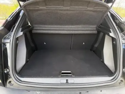 Photo 7 Peugeot 2008  Hybrid 145 e-DCS6 Allure