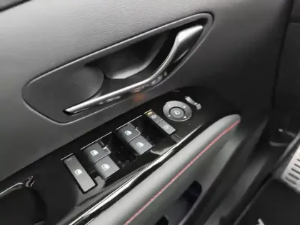 Photo 19 Hyundai Tucson  1.6 T-GDI 215 HYBRID BVA6 N LINE