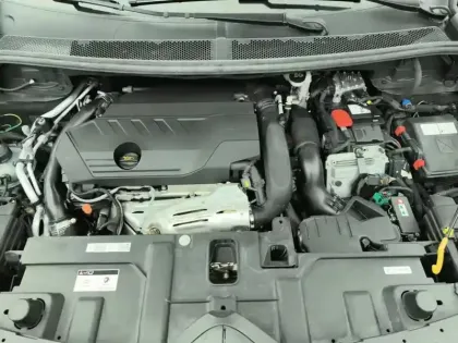 Photo 6 Citroën C5 aircross  Hybride Rechargeable 225 S&S e-EAT8 C-Series
