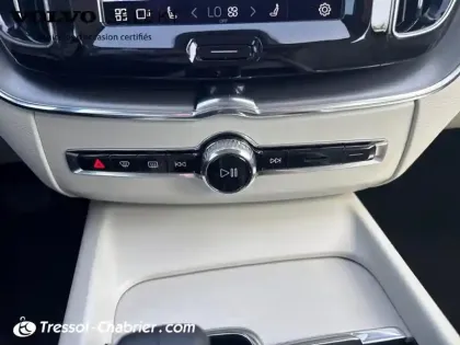 Photo 12 Volvo Xc60  B4 (Diesel) 197 ch Geartronic 8 Momentum Business