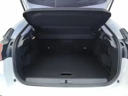 Photo 17 Citroën C4  PureTech 130 S&S EAT8 Shine Pack