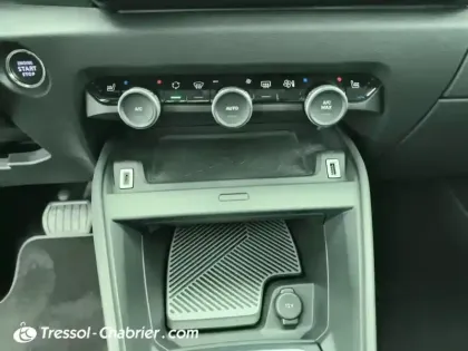 Photo 14 Citroën C4  PureTech 130 S&S EAT8 Shine Pack