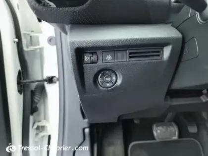 Photo 26 Citroën C4  PureTech 130 S&S EAT8 Shine Pack