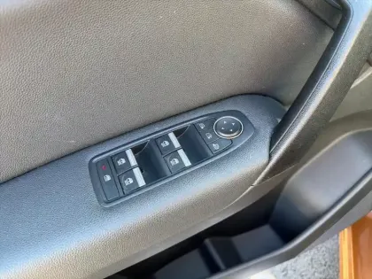 Photo 19 Renault Captur  TCe 90 Intens