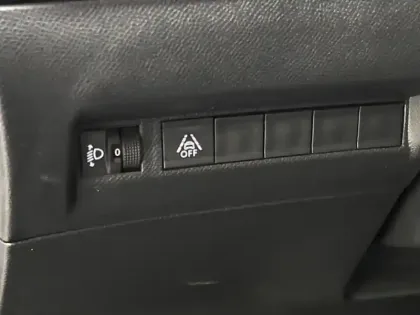 Photo 14 Peugeot 208  1.2 PureTech 100ch S&S Style