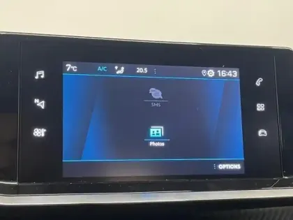 Photo 8 Peugeot 208  1.2 PureTech 100ch S&S Style