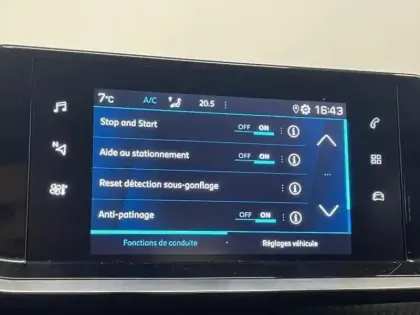 Photo 9 Peugeot 208  1.2 PureTech 100ch S&S Style