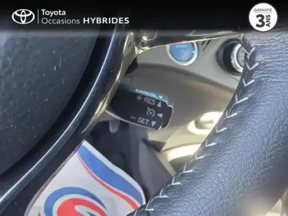 Photo 11 Toyota Yaris  100h Dynamic 5p RC18