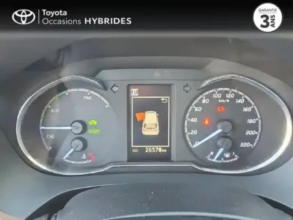 Photo 5 Toyota Yaris  100h Dynamic 5p RC18