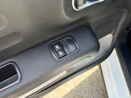 Photo 11 Citroën C3  1.5 BlueHDi 100ch S&S Feel E6.d