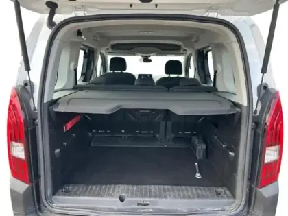 Photo 10 Peugeot Rifter  1.2 PureTech 110ch S&S Standard Style