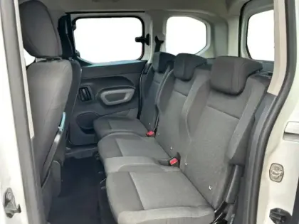 Photo 12 Peugeot Rifter  1.2 PureTech 110ch S&S Standard Style