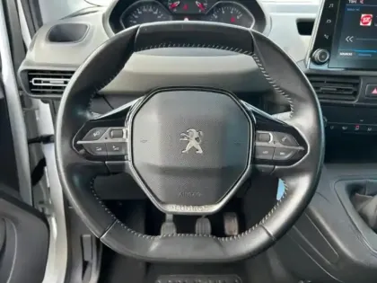 Photo 11 Peugeot Rifter  1.2 PureTech 110ch S&S Standard Style