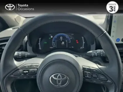 Photo 12 Toyota Yaris  116h Design 5p MC24