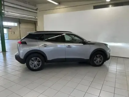 Photo 13 Peugeot 2008  e- 136ch Style