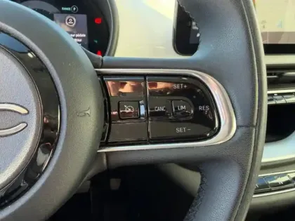 Photo 13 Fiat 500  e 118ch Icône