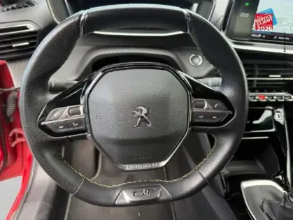 Photo 11 Peugeot 208  1.2 PureTech 100ch S&S GT 118g