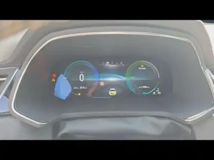Photo 12 Renault Captur  1.6 E-Tech hybride 145ch Engineered