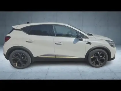 Photo 6 Renault Captur  1.6 E-Tech hybride 145ch Engineered