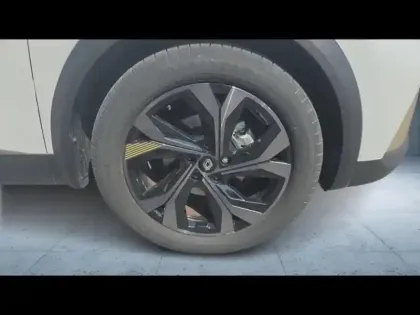 Photo 8 Renault Captur  1.6 E-Tech hybride 145ch Engineered