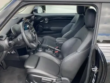 Photo 13 Mini Mini  Cooper 136ch  Edition Camden BVA7