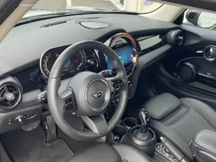 Photo 15 Mini Mini  Cooper 136ch  Edition Camden BVA7