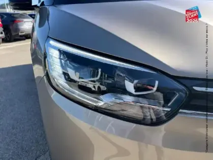 Photo 27 Renault Scenic Grand  1.6 dCi 160ch Energy Initiale Paris EDC