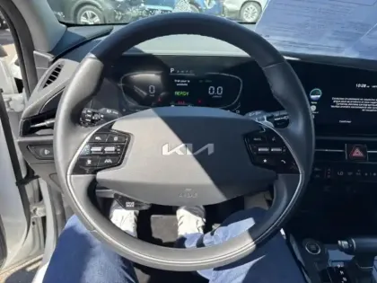 Photo 14 Kia Niro  1.6 GDi 141ch HEV Active DCT6