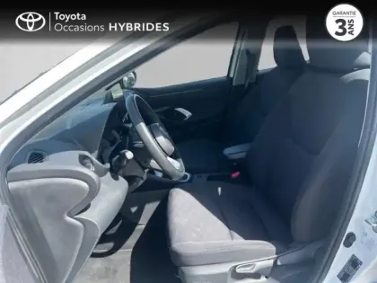Photo 10 Toyota Yaris  116h Dynamic 5p MC24