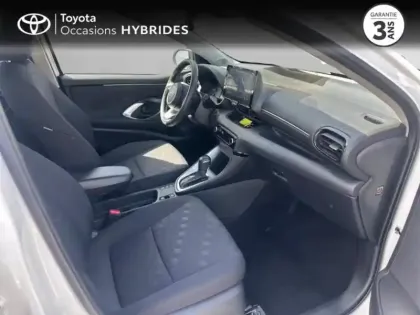 Photo 5 Toyota Yaris  116h Dynamic 5p MC24