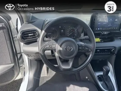 Photo 8 Toyota Yaris  116h Dynamic 5p MC24