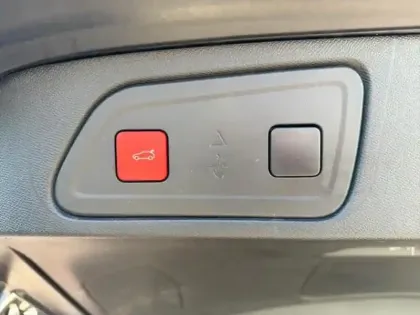 Photo 13 Citroën C5 aircross  Hybrid 225ch Shine Pack e-EAT8