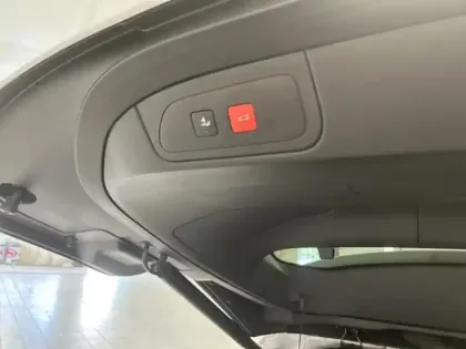 Photo 10 DS DS 7  Crossback E-TENSE 225ch Performance Line +