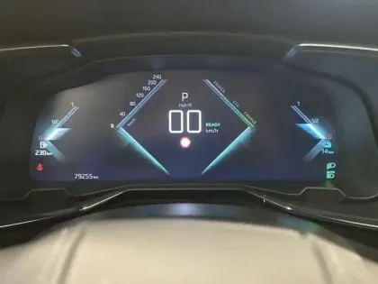 Photo 13 DS DS 7  Crossback E-TENSE 225ch Performance Line +