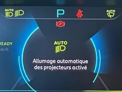 Photo 8 Peugeot 3008  Plug-in Hybrid 225ch Allure Pack e-EAT8