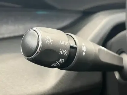 Photo 14 Peugeot 308  1.2 PureTech 130ch S&S Allure EAT8