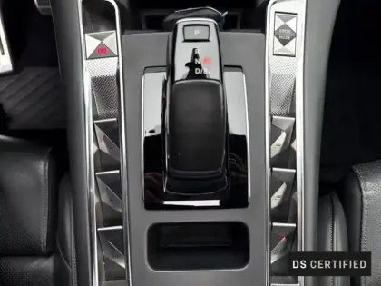 Photo 13 DS DS 7  E-TENSE 4x4 360ch Opera