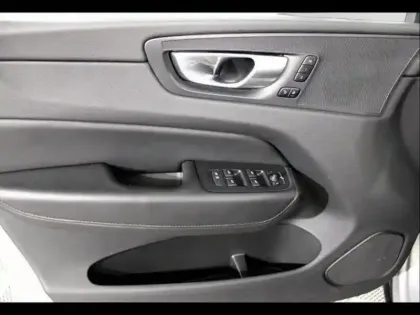 Photo 29 Volvo XC60  T6 Hybride Rechargeable 253 + 145ch Plus Style Chrome Geartronic 8 AWD