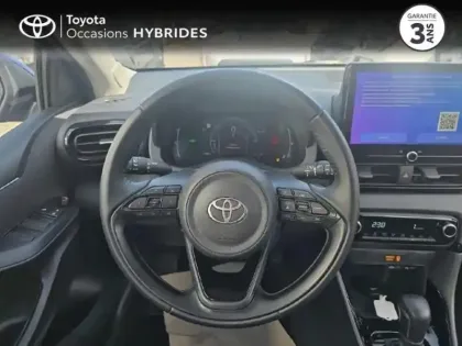 Photo 8 Toyota Yaris  116h Design 5p MC24