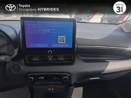 Photo 14 Toyota Yaris  116h Design 5p MC24